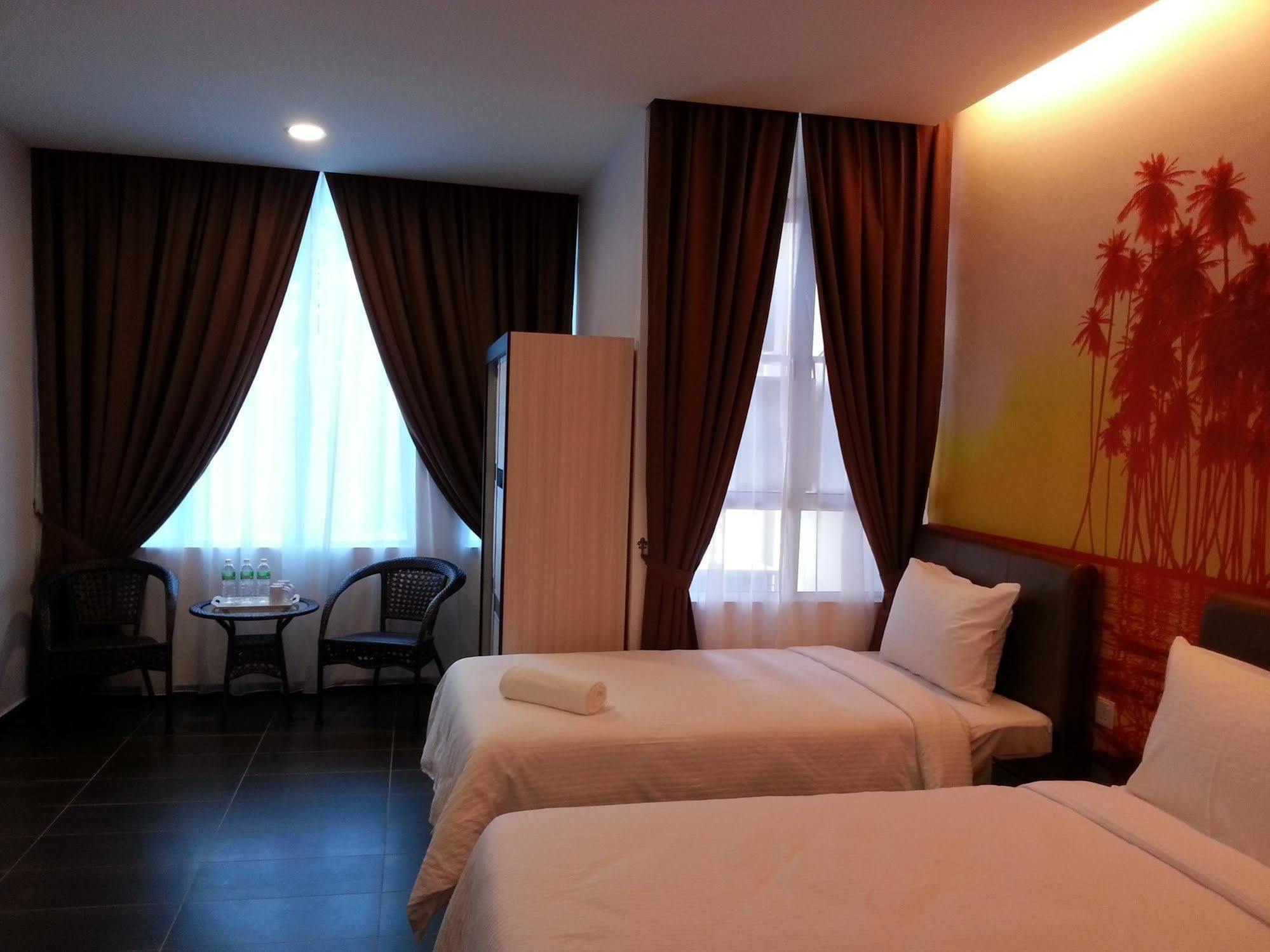 Palazzo Hotel Kulai Kültér fotó