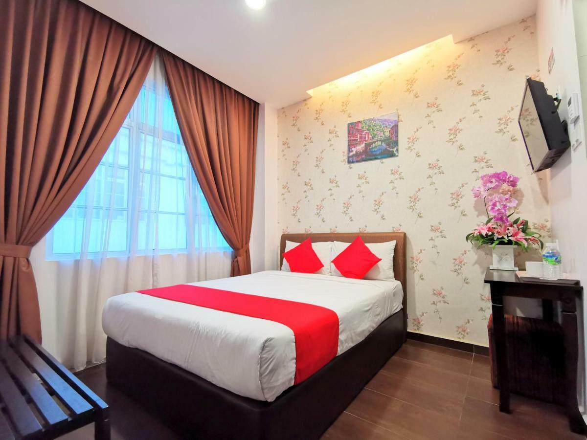 Palazzo Hotel Kulai Kültér fotó