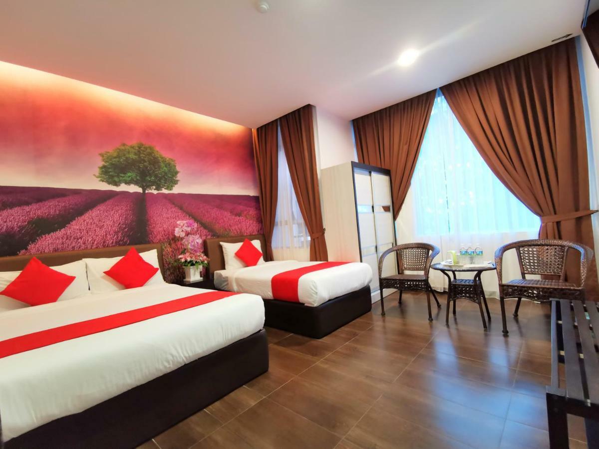Palazzo Hotel Kulai Kültér fotó
