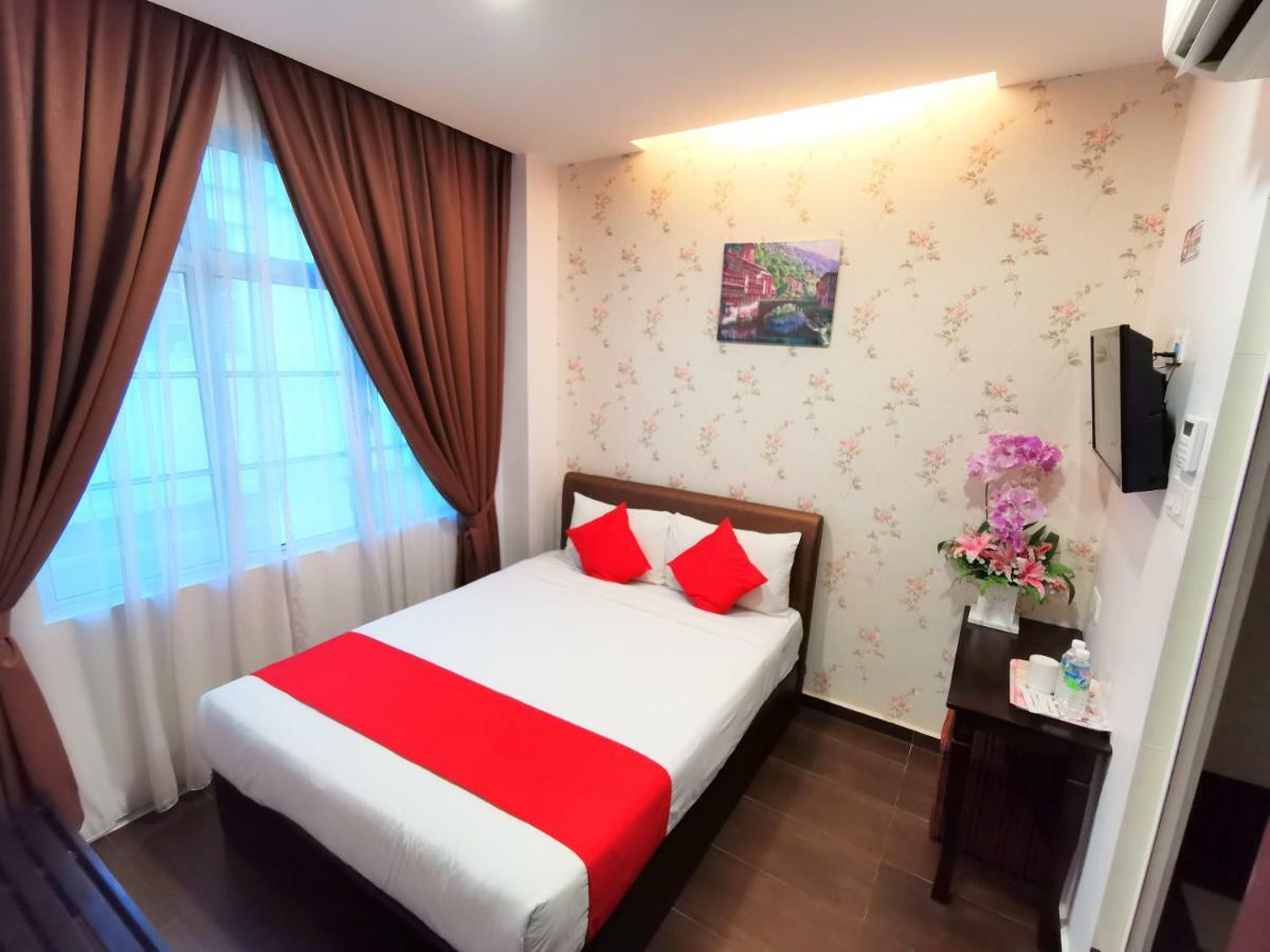 Palazzo Hotel Kulai Kültér fotó