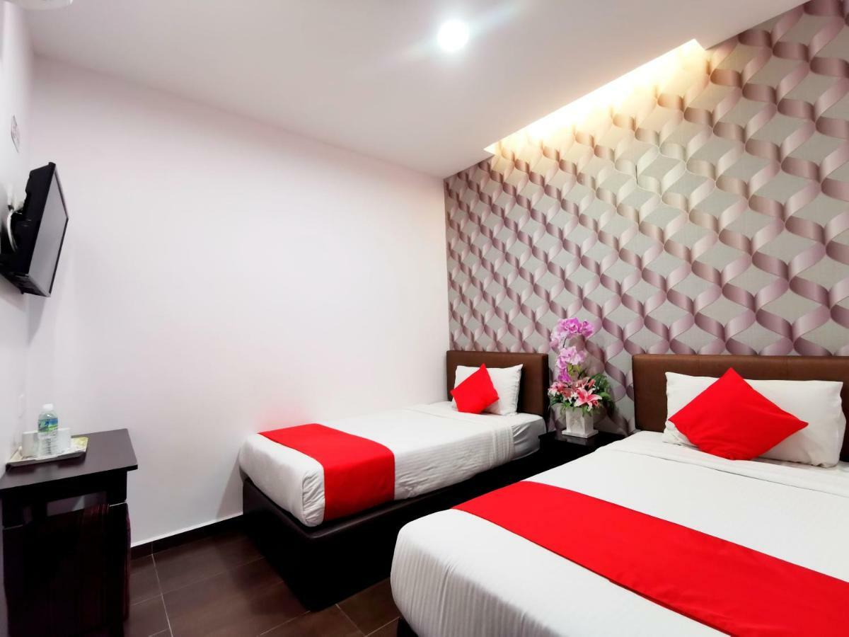 Palazzo Hotel Kulai Kültér fotó