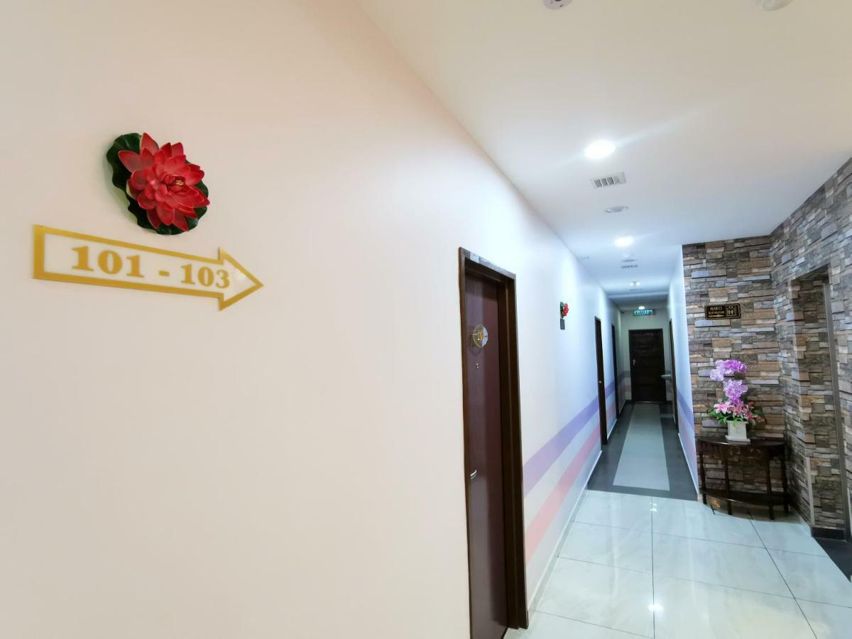 Palazzo Hotel Kulai Kültér fotó